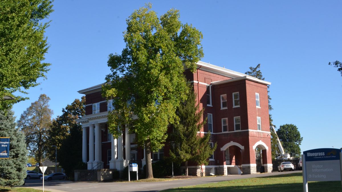The 1906 administration building, now part of Bluegrass Community and Technical College